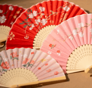  painted hand fan
